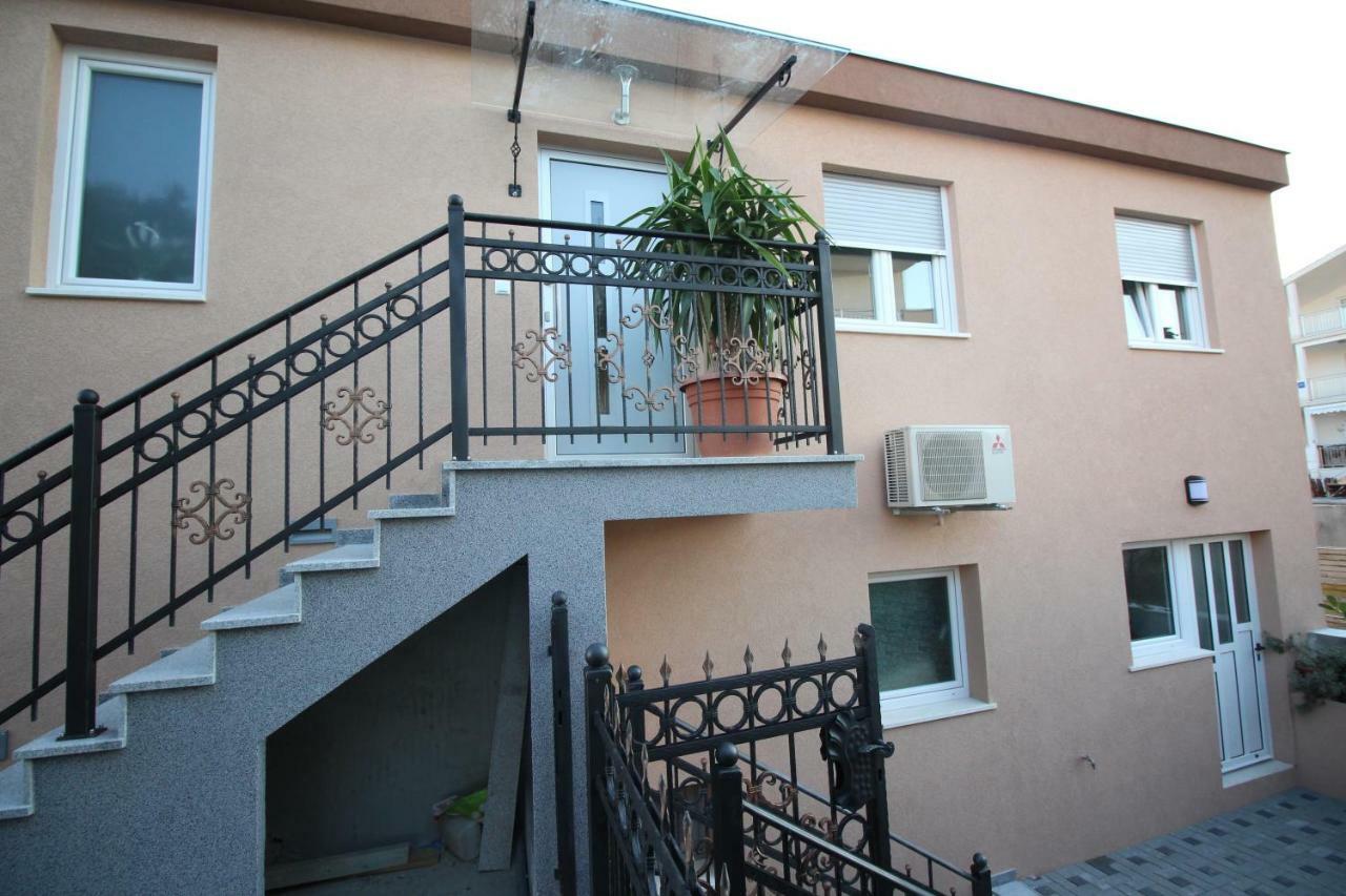Villa Lux Haus à Trogir Extérieur photo