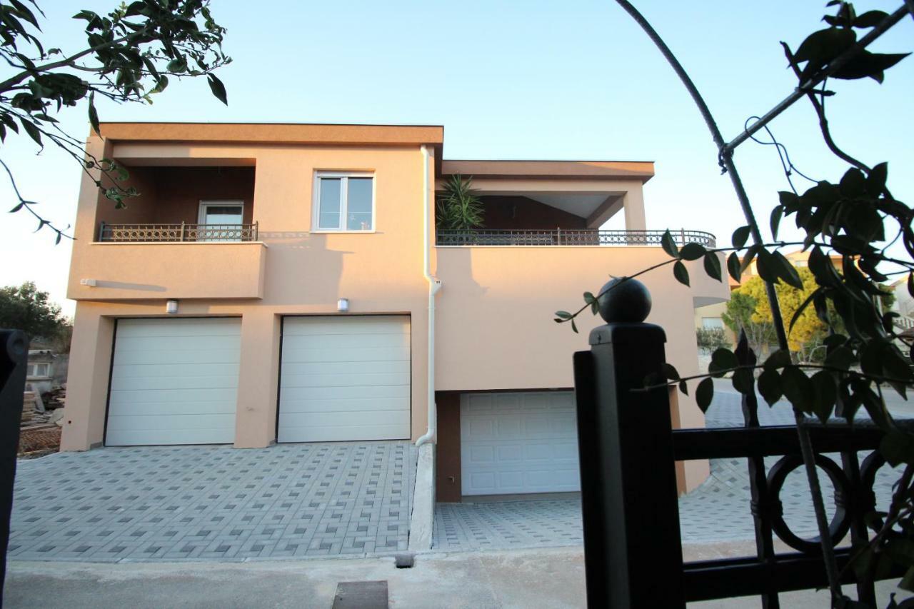 Villa Lux Haus à Trogir Extérieur photo